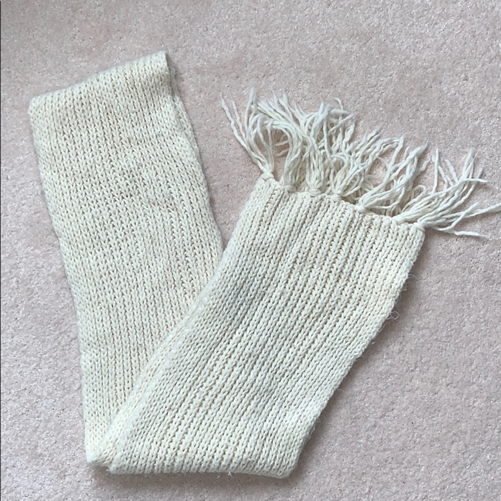 ✨FREE w/ Purchase✨Old Navy Wool Scarf